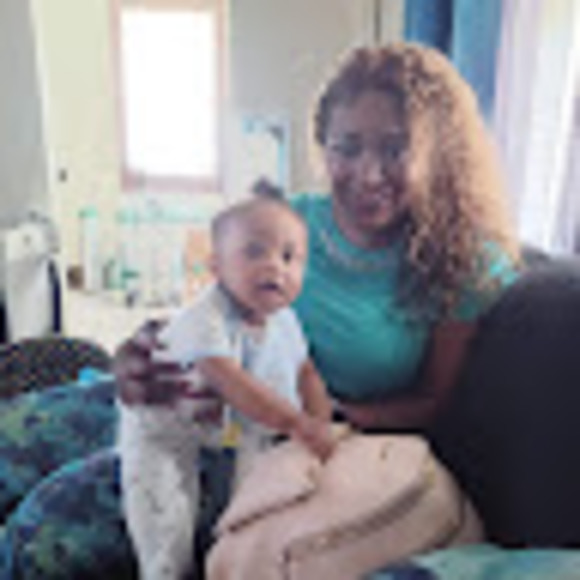 Meet your Posher, Lashawn - Picture 1 of 1